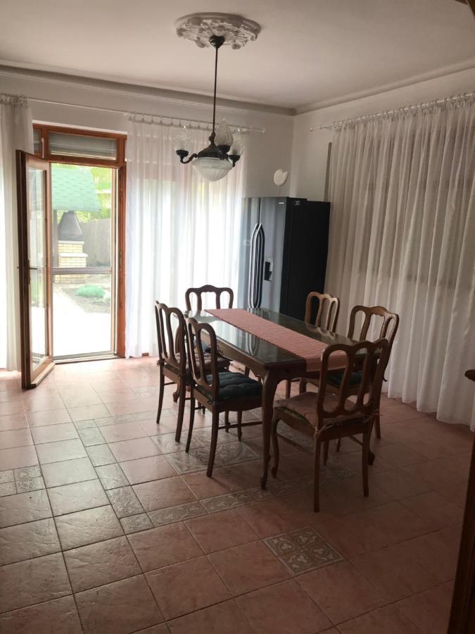 Nyaralo Balatonmariafuerdo Villa Exterior photo